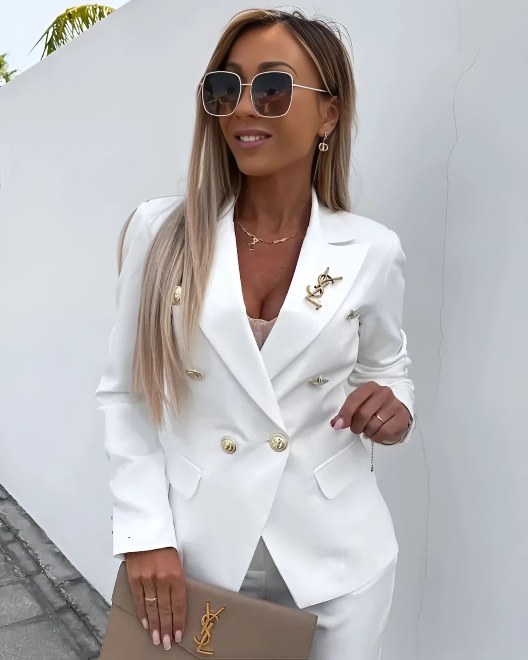 Maria™ | Traje Femenino Sofisticado de Doble Botonadura con Corte Ajustado