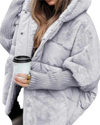 Dominika™ | Abrigo Acolchado con Capucha