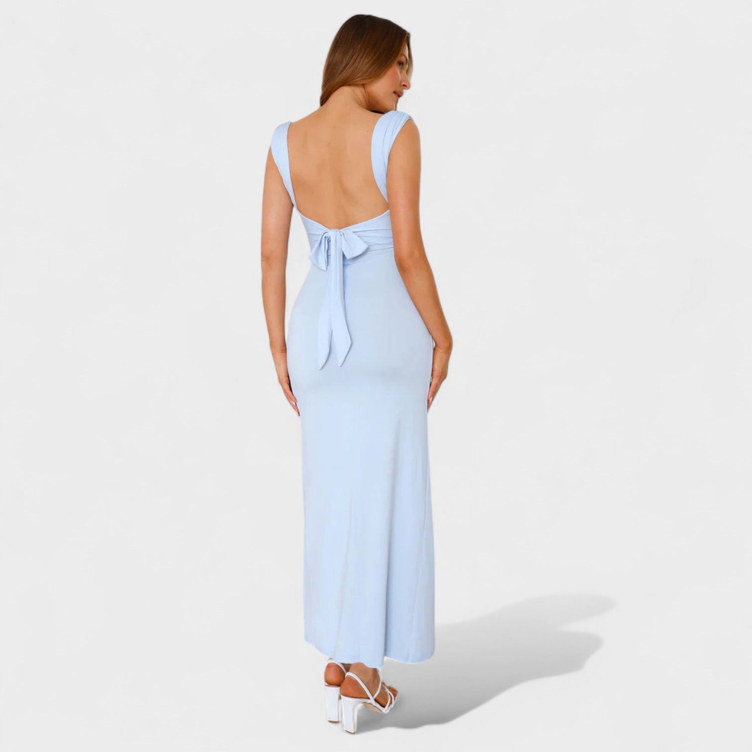 Sarella™ | Vestido largo con espalda descubierta y lazo