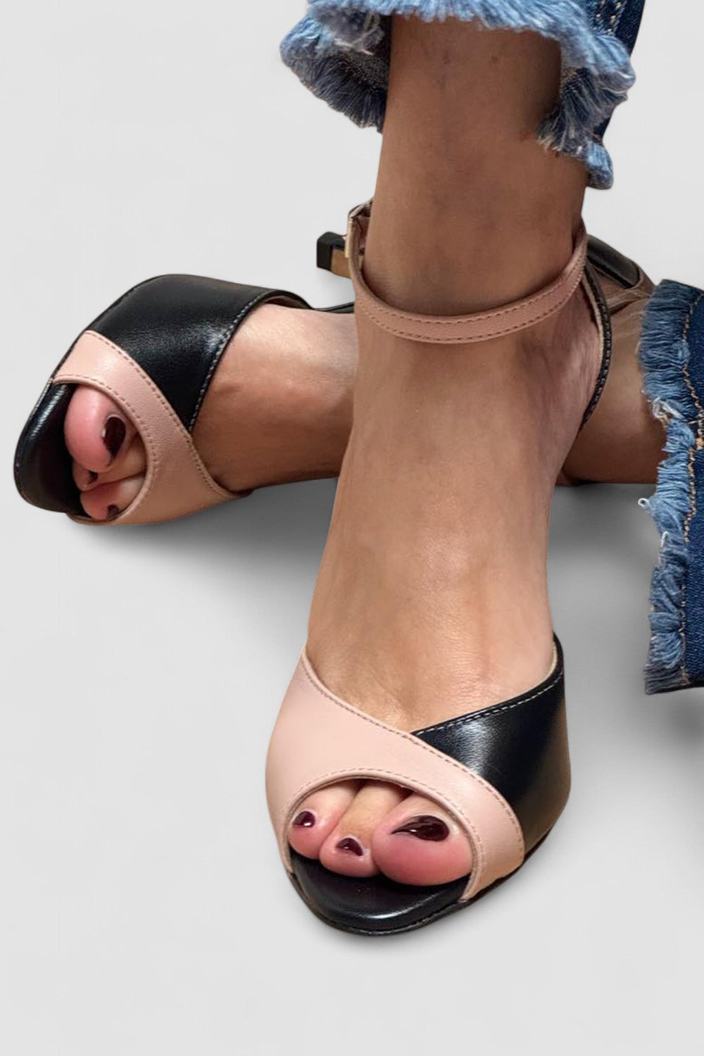 Noirella™ | Zapatos de tacón medio con tira en el tobillo
