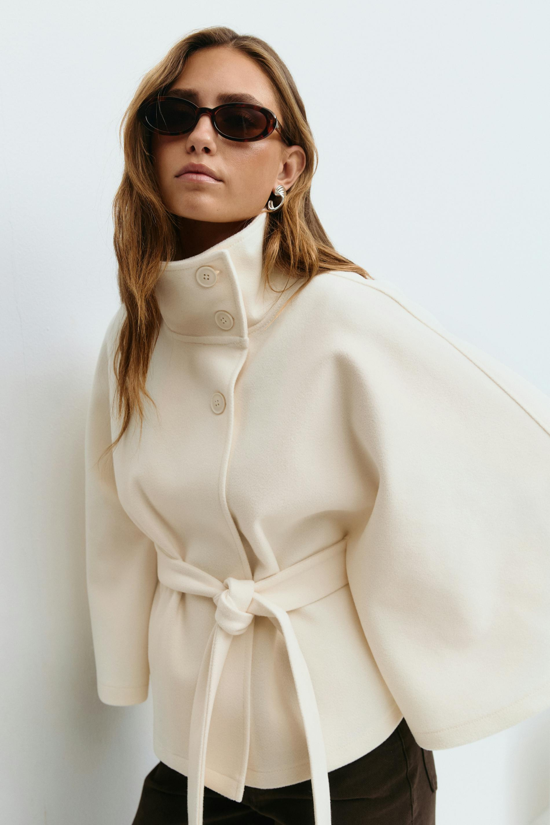 Lusana™ | Abrigo elegante con cinturón