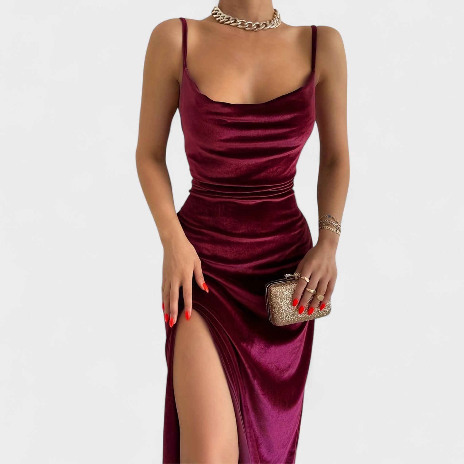 Gabriela™ | Vestido de terciopelo con abertura lateral