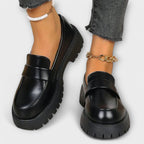Calista™ | Mocasin para mujer con diseño ortopédico y cuña de satén