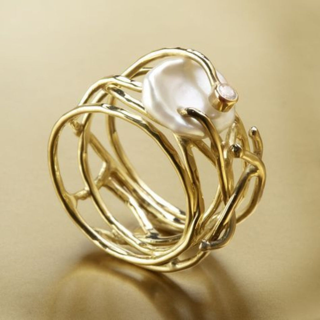 LuxPearl Anillo Fino de Oro con Perlas - Conforto Chic