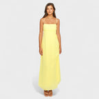 Flossie™ | Vestido maxi amarillo con lazo lateral