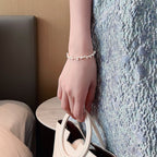 Céline Pulsera Elegante De Perlas - Lujo En El Visual