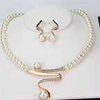 Conjunto de Collar y Pendientes de Perlas - Estilo Único