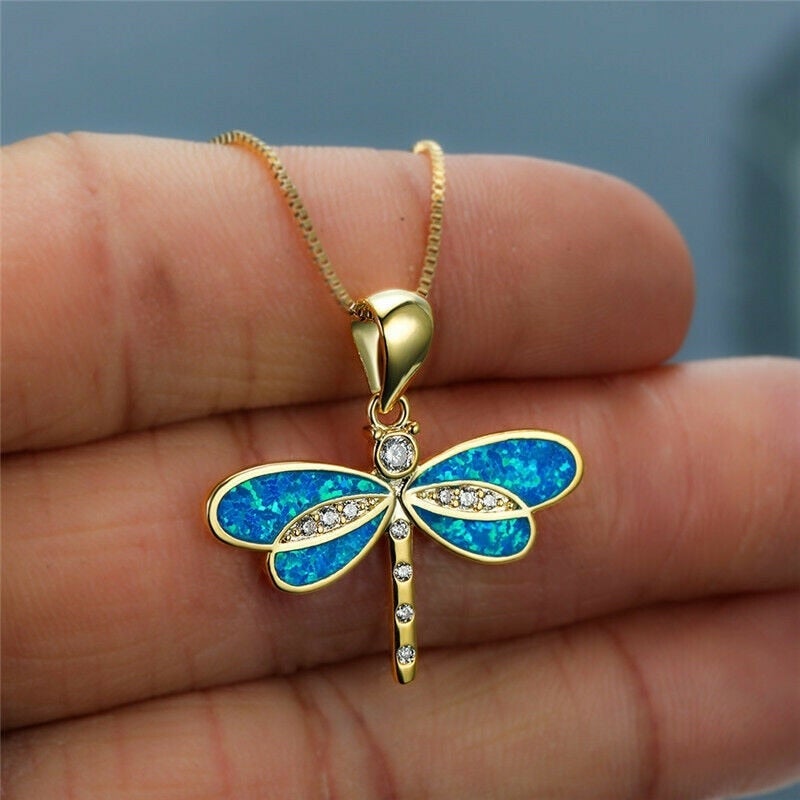 Collar Dorado con Pájaros y Ópalo - Estilo Único