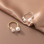 BrilloNova Anillo Triangular Ajustable Perlas - Elegancia