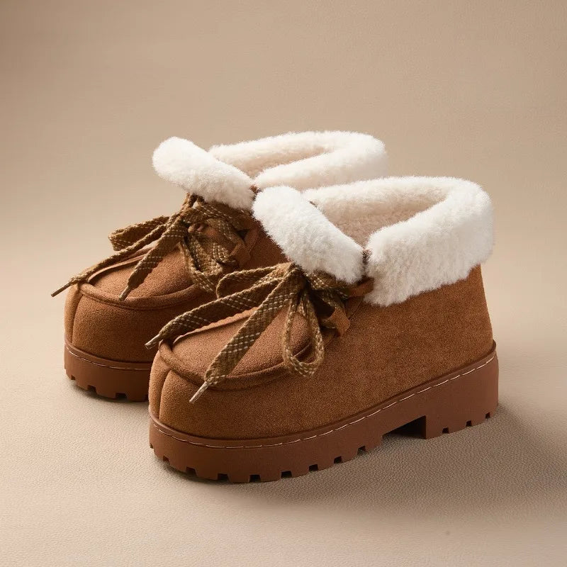 Caty™ | Botas con plataforma de ante sintético con un toque suave y cálido