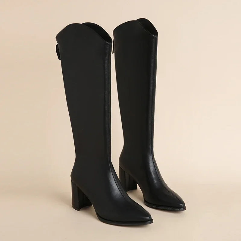 Hilda™ | Botas de tacón grueso y elegancia para el invierno