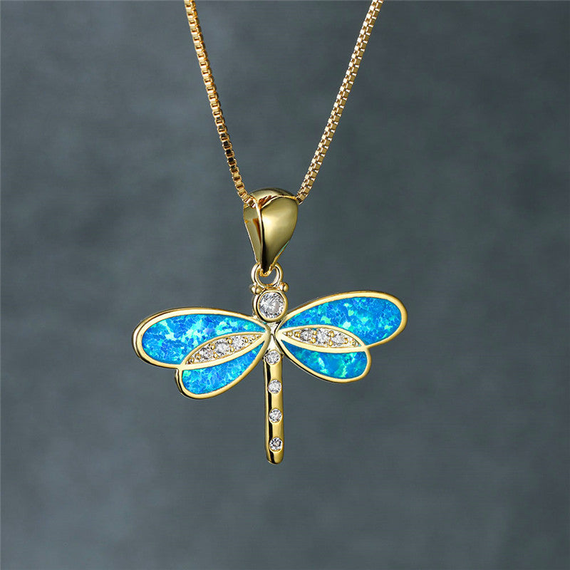 Collar Dorado con Pájaros y Ópalo - Estilo Único