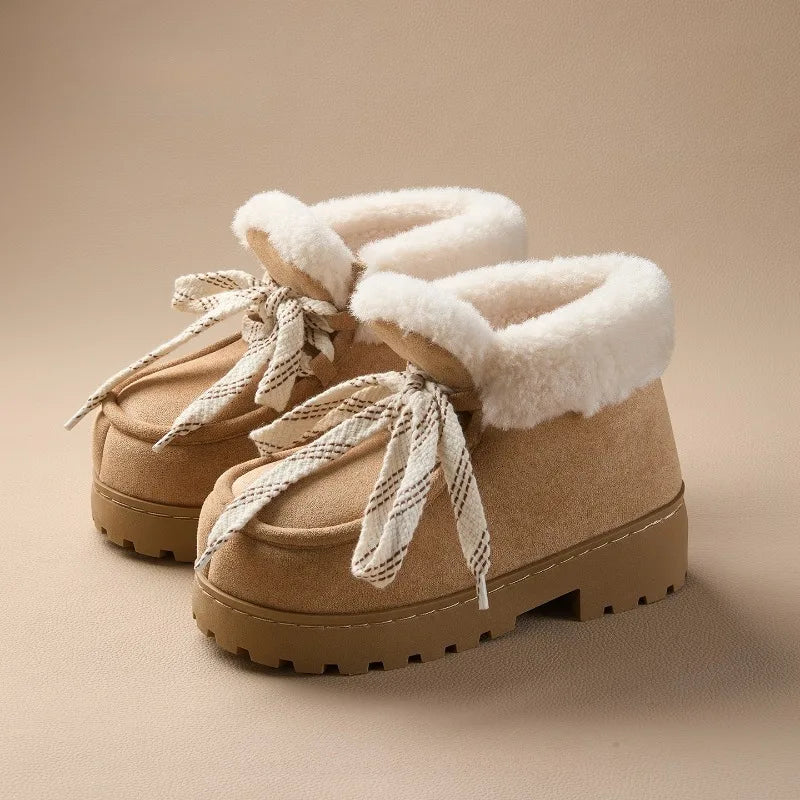 Caty™ | Botas con plataforma de ante sintético con un toque suave y cálido