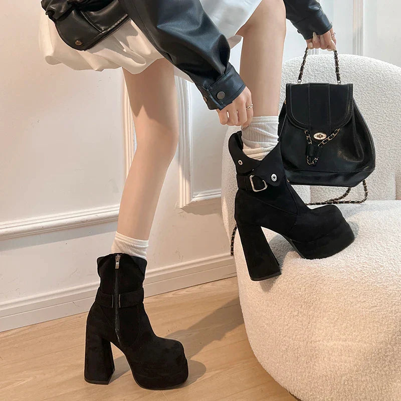 Amalia™ | Botas de estilo urbano con personalidad y confianza