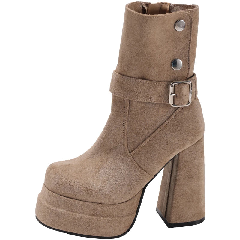 Amalia™ | Botas de estilo urbano con personalidad y confianza