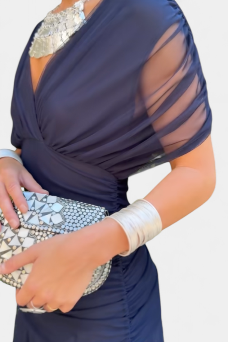 Luana™ | Vestido elegante con escote en V