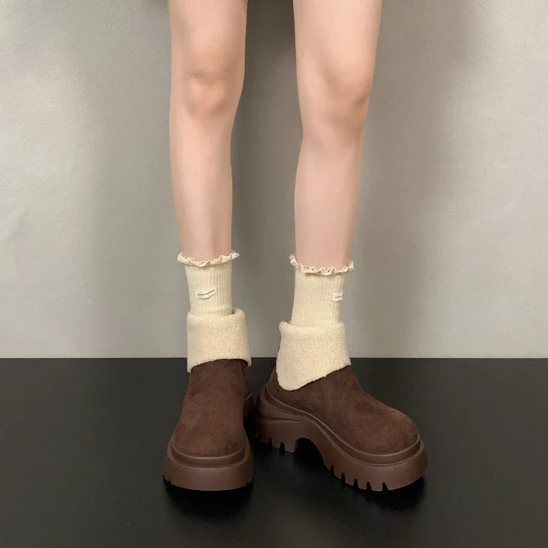 Jazmin™ | Plataforma gruesa y diseño minimalista para un invierno con estilo