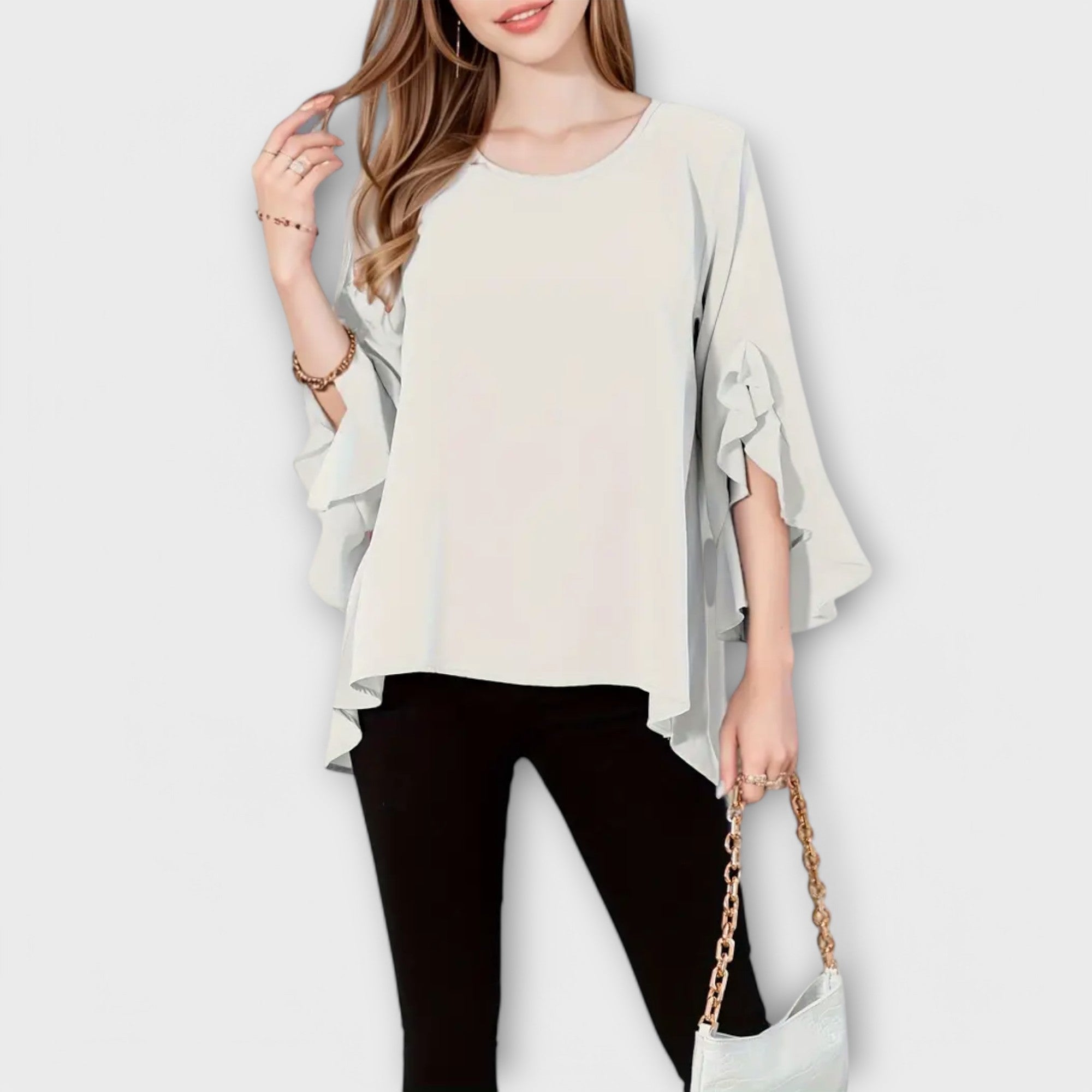 Aria™ | Una blusa de primavera perfecta con un escote redondo