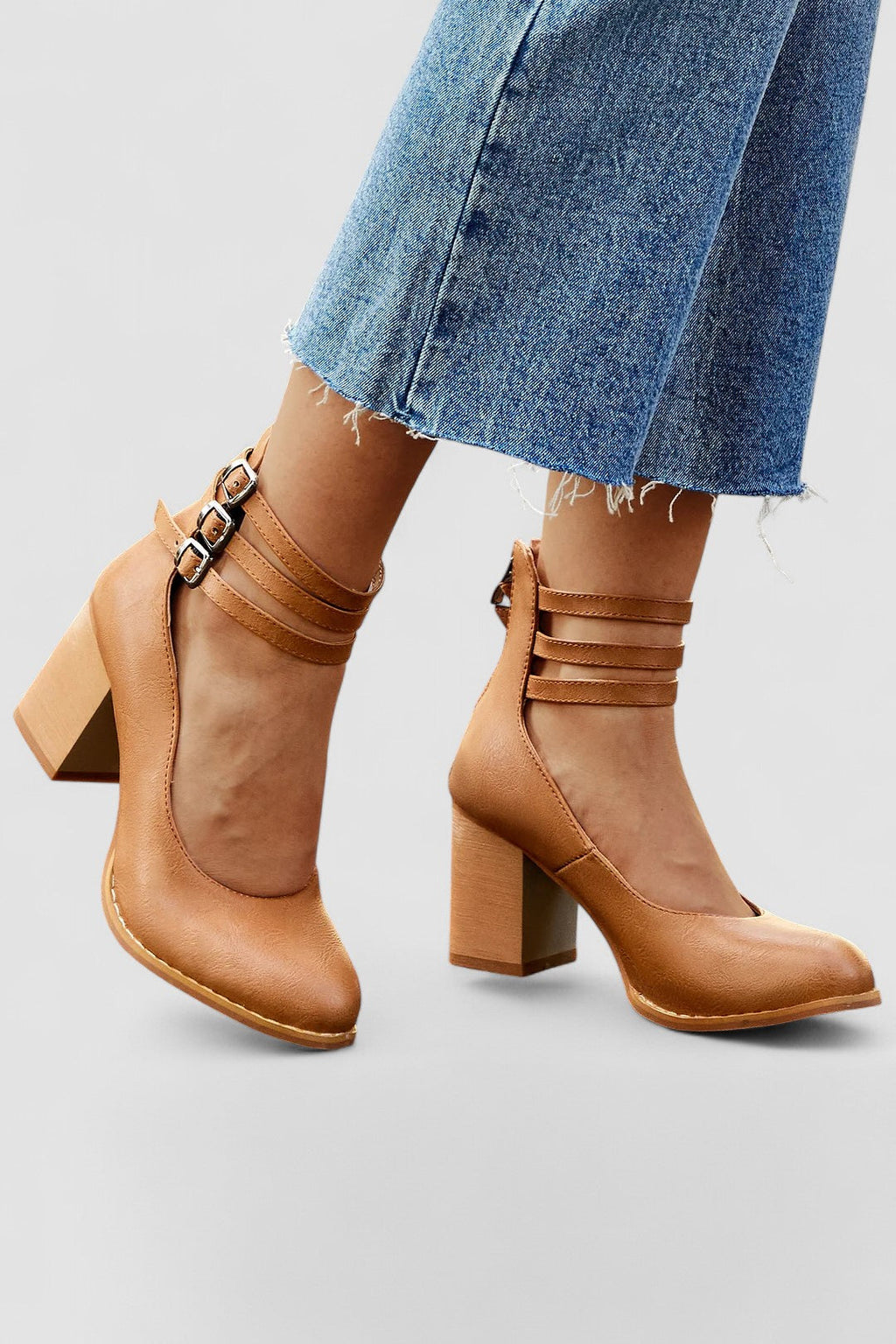Casilda™ | Sandalias lisas con tira en el tobillo y suela gruesa