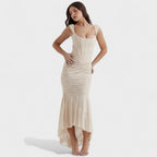 Cesca™ | Vestido de silueta escultural
