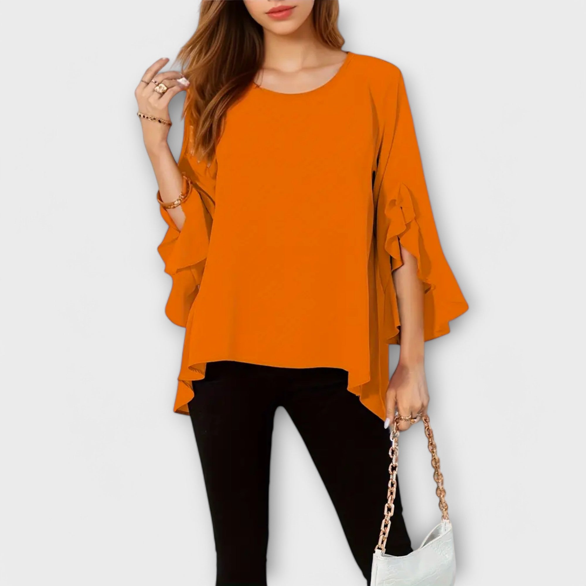 Aria™ | Una blusa de primavera perfecta con un escote redondo