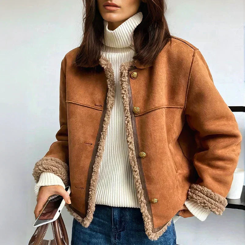 Rosalie™ | Abrigo de piel con botones