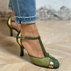 Taviana™ | Zapatos de tacón en patchwork con tira en T y puntera cerrada