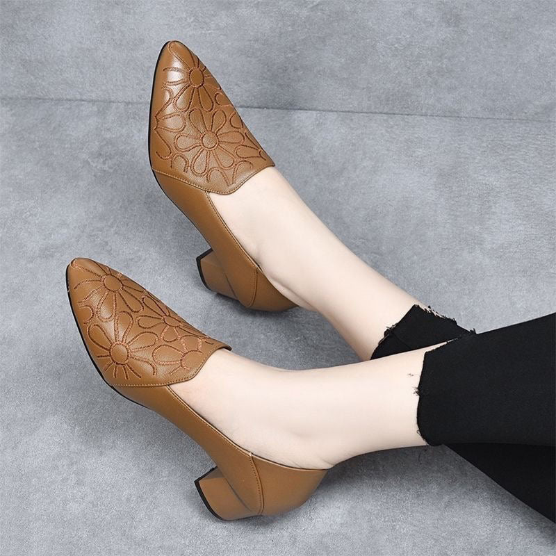 Olene™ | Zapatos de Tacón en Piel Vegana con Bordado Suave