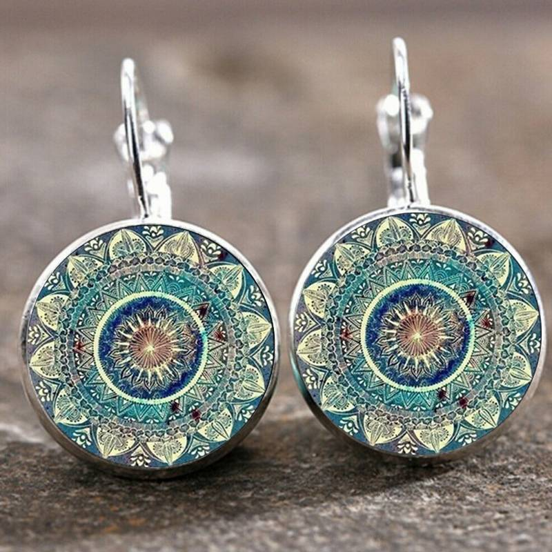 AuroraJoy Pendientes Mandala Vintage Redondos - Elegantes